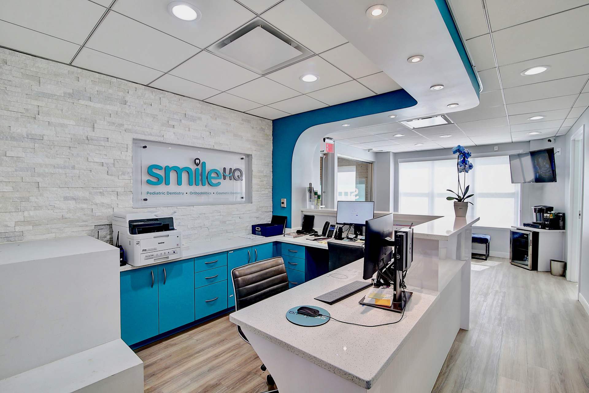 smileHQ front desk area